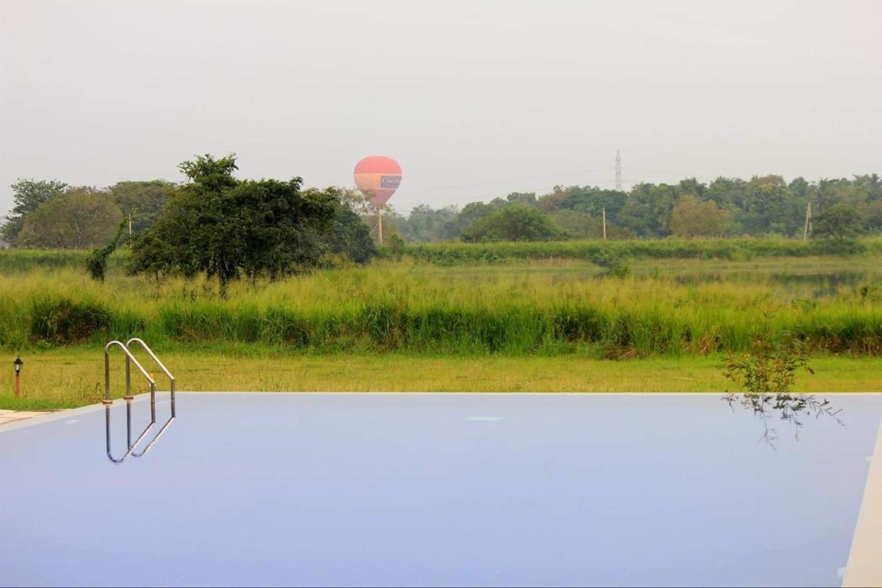 Rho Sigiriya Lake Edge Retreat Kibissa ภายนอก รูปภาพ