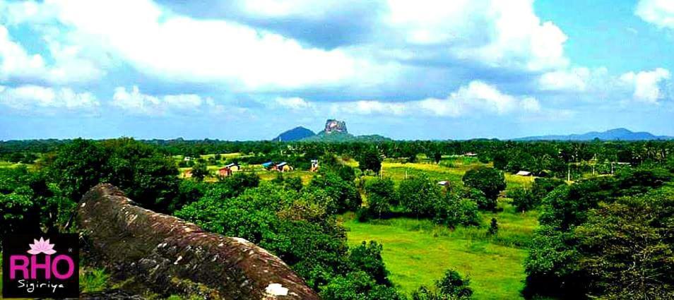 Rho Sigiriya Lake Edge Retreat Kibissa ภายนอก รูปภาพ